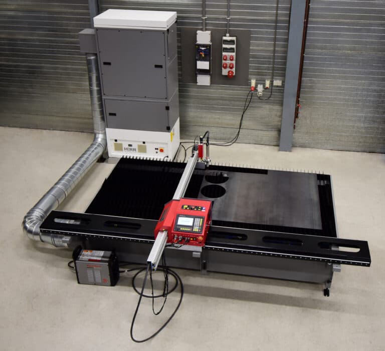 Image of PNC-12 poltto/plasmaleikkauskone